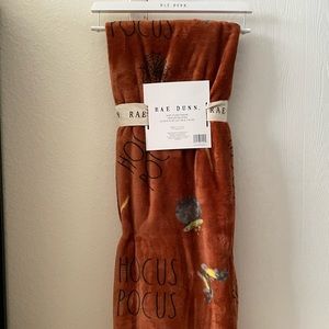 Rae Dunn Hocus Pocus throw 50x70